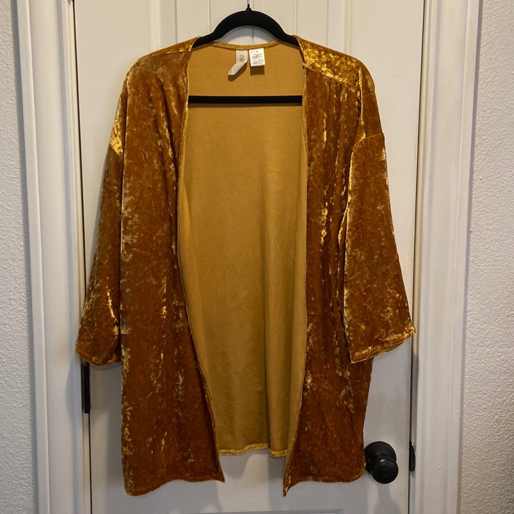 Crushed velvet shall